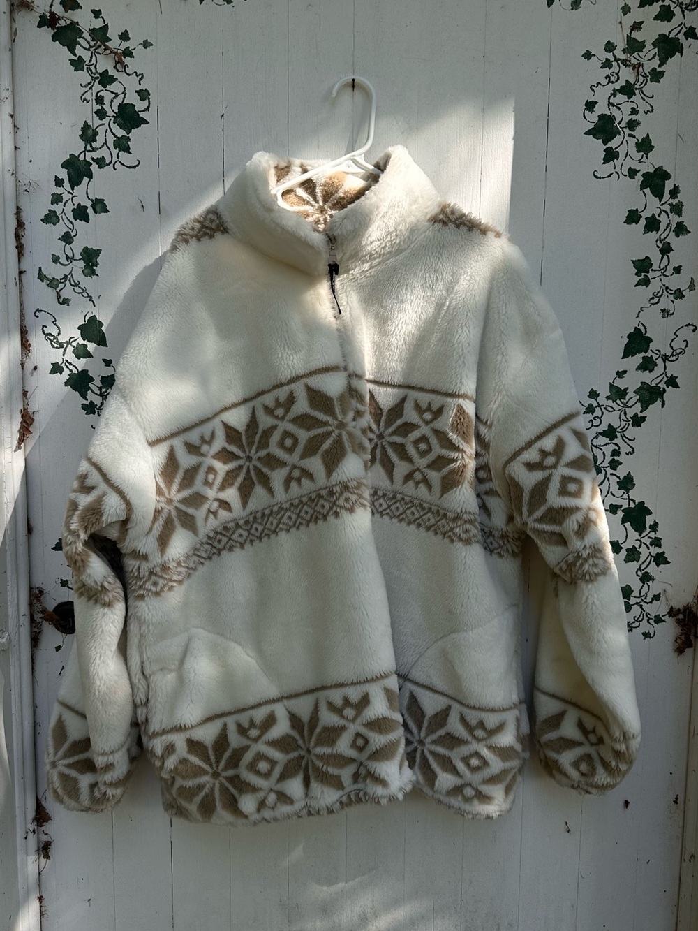Vintage 90s Fuzzy Winter Cream Fleece Jacket with Tan Nordic Pattern Size XL